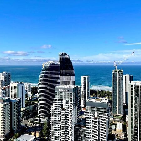 Stunning Oceanview 2Br In The Heart Of Broadbeach 44F Lägenhet Guldkusten Exteriör bild